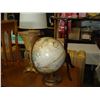 Image 3 : TABLE LAMP AND GLOBE