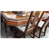 Image 3 : ANTIQUE WALNUT DINING TABLE WITH 2 LEAFS AND 6 CHAIRS