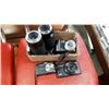 Image 1 : BOX OF 3 CAMERAS AND 2 LENSES