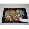 Image 1 : TRAY OF COLORED RHINESTONE JEWELLRY