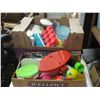 Image 1 : BOX AND TRAY OF TUPPERWARE