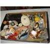 Image 2 : TRAY OF SMALL COLLECTABLES, SALT AND PEPPERS