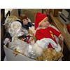 Image 2 : BURBURY BEAR, 2 SANTAS AND COLLECTOR DOLLS