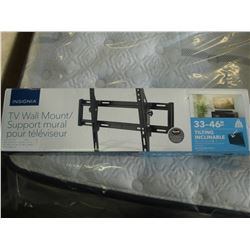 NEW OVERSTOCK INSIGNIA 33 TO 46 INCH TILTING TV WALL MOUNT, 80LB CAPACITY