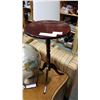 Image 1 : SMALL PARLOUR TABLE