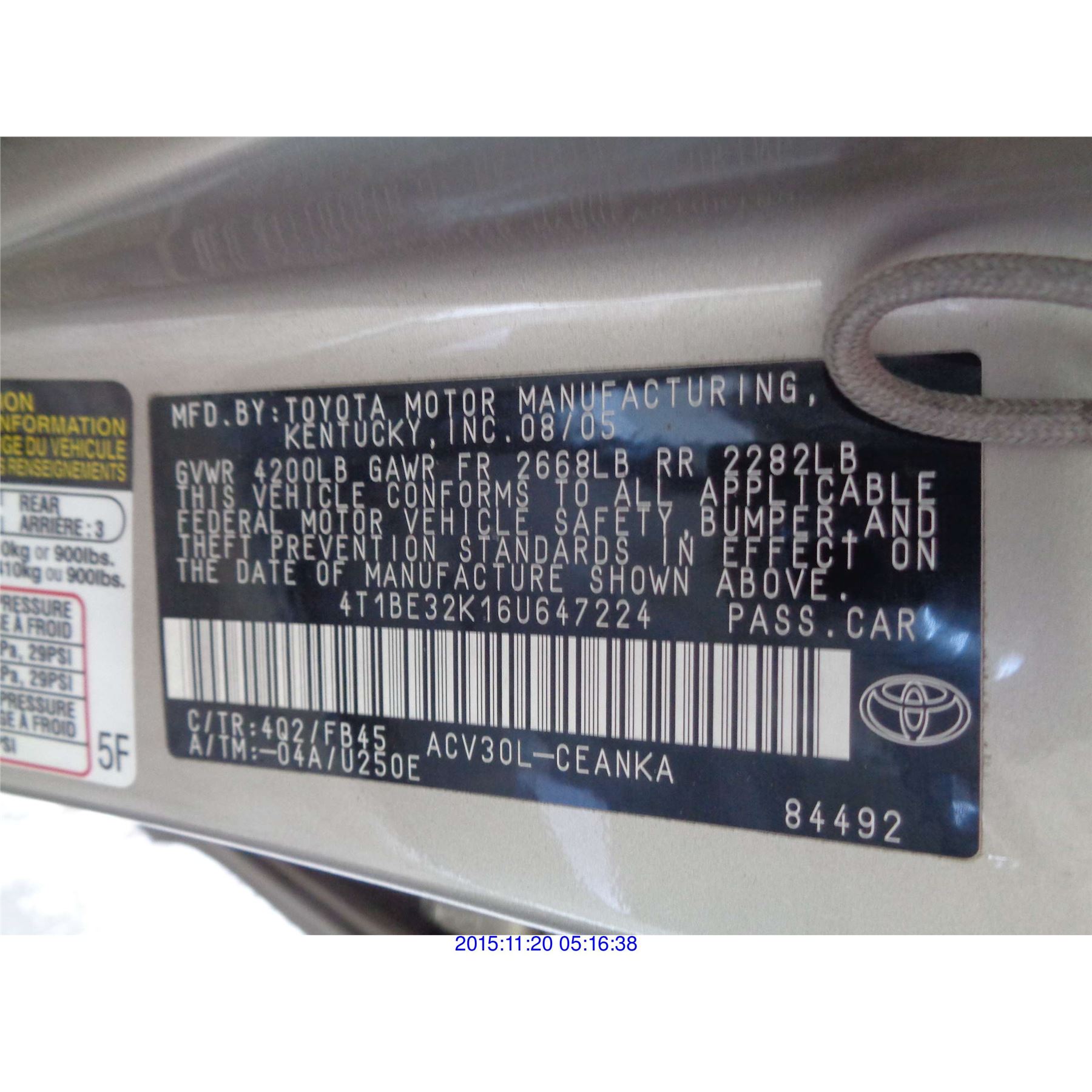 2006 - TOYOTA CAMRY // SALVAGE TITLE