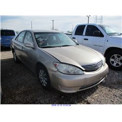2006 - TOYOTA CAMRY // SALVAGE TITLE