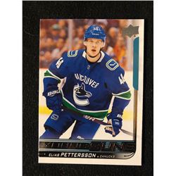 ELIAS PETTERSSON YOUNG GUNS ROOKIE CARD GEM MINT