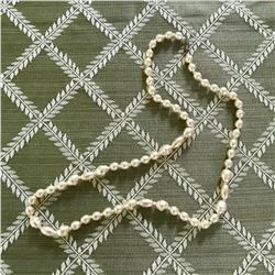 28" Vintage Costume FAUX Baroque Pearls Necklace