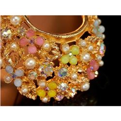 Vintage Signed ART Rhinestone Thermoset Faux Pearl Flower Brooch Pin