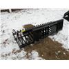 Image 2 : Brute 79" rock bucket -New