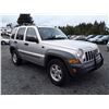 Image 2 : B6 --  2005 Jeep Liberty CRD. Diesel , Grey , 154390  KM's