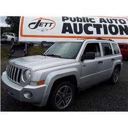 H5 --  2009 Jeep Patriot  , Grey , 217362  KM's