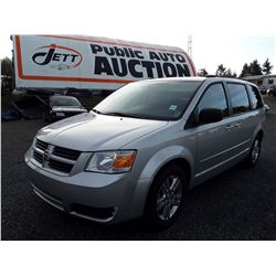K1--2010 DODGE GRAND CARAVAN, GREY, 175,160 KMS