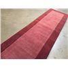 Image 2 : SOLID TWO TONE DESIGN HAND MADE & CARVED WOOL RUNNER 2.6x9