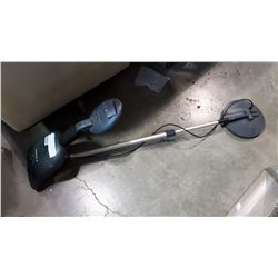 PROSPECTOR 10 METAL DETECTOR
