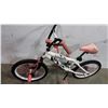 Image 3 : WHITE 2 HOP BMX