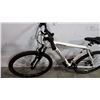 Image 3 : DIADORA ORBITA 18 SPEED WHITE BIKE