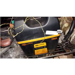 GALLAGHER POWER PLUS 200 ELECTRIC FENCER