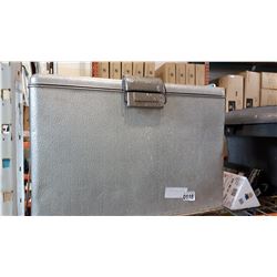 JC HIGGINS METAL COOLER