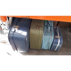 LOT OF VINTAGE LUGGAGE