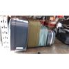 Image 2 : LOT OF VINTAGE LUGGAGE