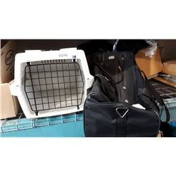 WHITE PET CARRIER AND PET BAG