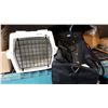Image 1 : WHITE PET CARRIER AND PET BAG