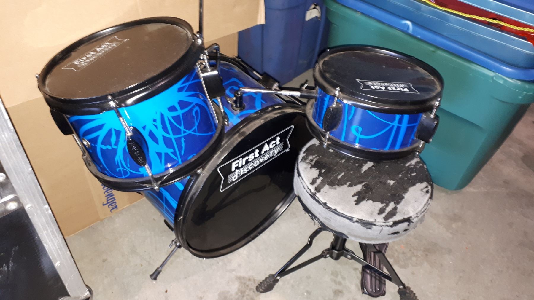 FIRST ACT DISCOVERY KIDS DRUM SET