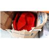 Image 1 : BOX OF DOG BEDS
