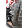 Image 1 : FOLDING WIRE RACK