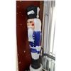 Image 1 : ILLUMINATED NUTCRACKER DECORATION