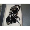 Image 2 : 2 TRAYS OF JEWELRY