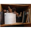 Image 1 : SHELF LOT OF VINTAGE KITCHEN WOODEN UTENSILS