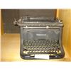 Image 1 : ANTIQUE UNDERWOOD TYPEWRITER
