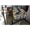 Image 3 : BLACK METAL QUEEN SIZE BEDFRAME