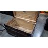 Image 2 : LARGE VINTAGE TRUNK