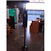 Image 1 : BLACK FLOOR LAMP