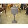Image 1 : 4FT CAST IRON MAILBOX