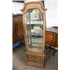 Image 2 : ORIGINAL HESPELER ILLUMINATED 6FT DISPLAY CASE W/ DRAWERS