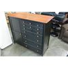 Image 2 : MODERN 5 DRAWER DRESSER