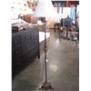 Image 1 : VINTAGE BRASS FLOOR LAMP