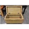 Image 3 : SMALL WICKER TRUNK