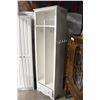 Image 1 : WHITE SIX FOOT COAT HANGER SHELF