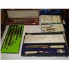Image 2 : LOT OF CASED KNIFE SETS AND CARVING SETS