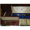 Image 3 : LOT OF CASED KNIFE SETS AND CARVING SETS