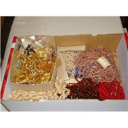TRAY OF COSTUME JEWELRY