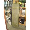 Image 1 : ARMY RIFLE AND AMMO CASE