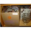 Image 1 : BOX OF HOUSEHOLD GOODS AND GLASS DESSERT SET