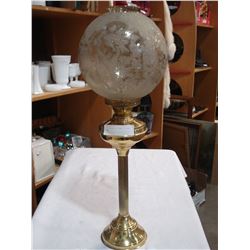 1870S PARLOR OIL LAMP W/ GLOBE SHADE